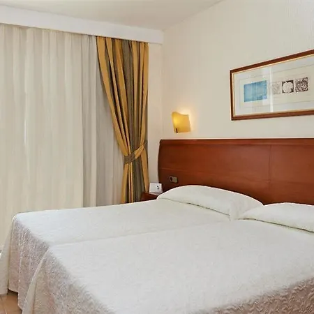 Hipotels Dunas Aparthotel 4*